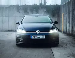 Volkswagen Golf R-Line 7.5 - možný odpočet DPH