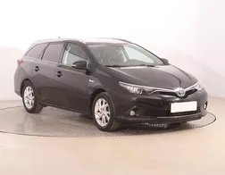 Toyota Auris Touring Sports Hybrid, Automat, Navigácia, Klíma