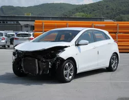 Hyundai i30 1.6 CRDi DOHC 16V Comfort