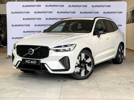 Volvo XC60 T8 Recharge Ultimate Dark eAWD A/T