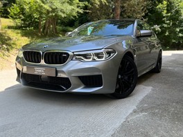 BMW M5 Xdrive