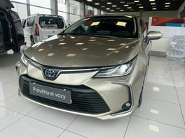 Toyota Corolla 1.8 HYBRID 2020 1.MAJITEL