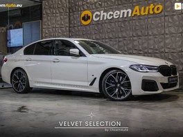 BMW Rad 5 M-Sport, mHEV, 210kW / Alpine Weiss / Laser / 360 Kamera / 4x Výhrev / Shadow /