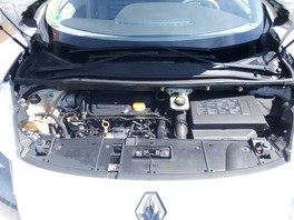 Renault Mégane Scénic 1.6 dCi,96kw,M6 Dynamic Tomtom navigation