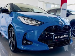 Toyota Yaris Hybrid 1.5 Premier Edition