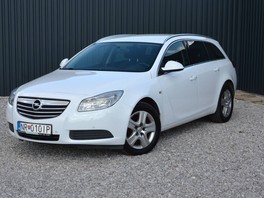 Opel Insignia ST 2.0 CDTi, Top Stav