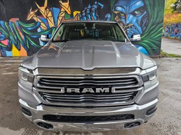 Dodge RAM Laramie 5.7L V8 295kw HEMI 4WD A/T