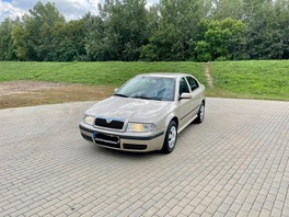 Škoda Octavia 1.6 Elegance