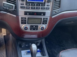 Hyundai Santa Fe Sedan 110kw Automat