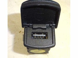 konektor USB VW SEAT  6C0035726