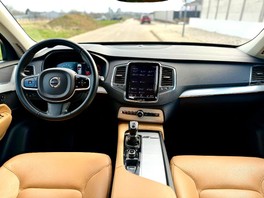 Volvo XC90 D4 Drive-E Momentum 7m A/T