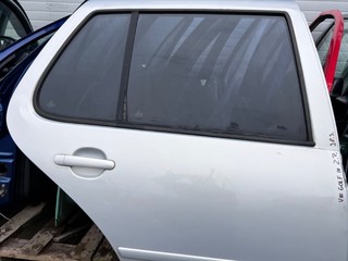 VW Golf IV dvere zadné pravé