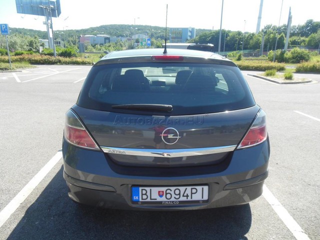 Opel Astra Classic III 1.6 16V