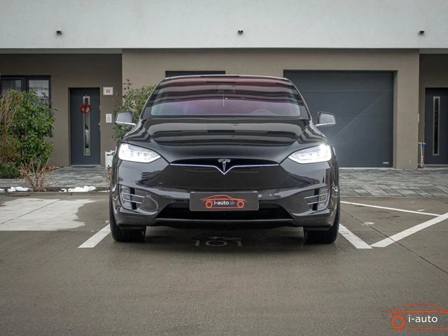  Tesla Model X 100D 