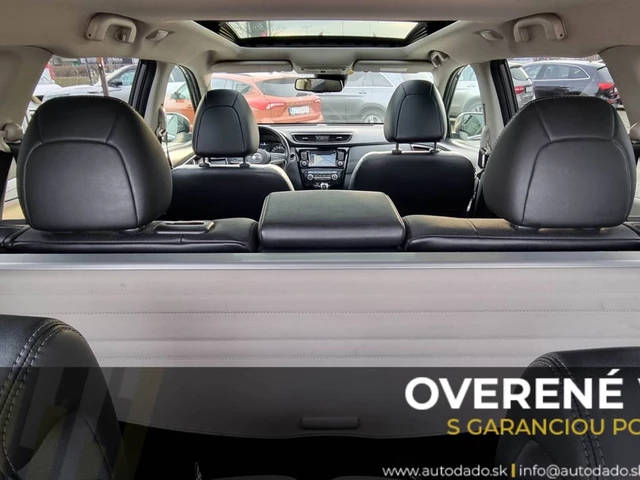 Nissan X-Trail 4X4-I ALL MODE 2,0DCI 130KW AT XTRONIC 7-Miestne FULL=70TKM=OVERENÉ