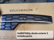 Skoda octavia 3 mriezka 5e0807682g